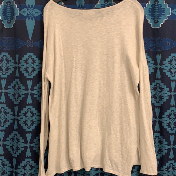 VINCE Lightweight Sweater - Picture 4 of 5